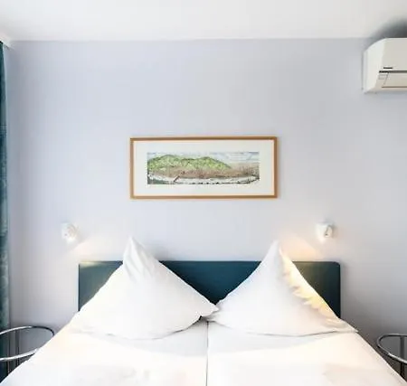 Isg Hotel 3*